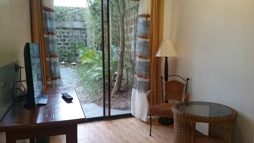 Chateau Beatrice Tagaytay City Room photo